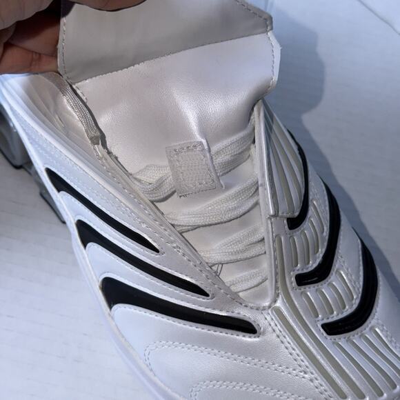 Adidas Unisex PREDATOR MEGARIDE White/Black/Metallic Gold JP7121 Men Size 8.5 main image 6